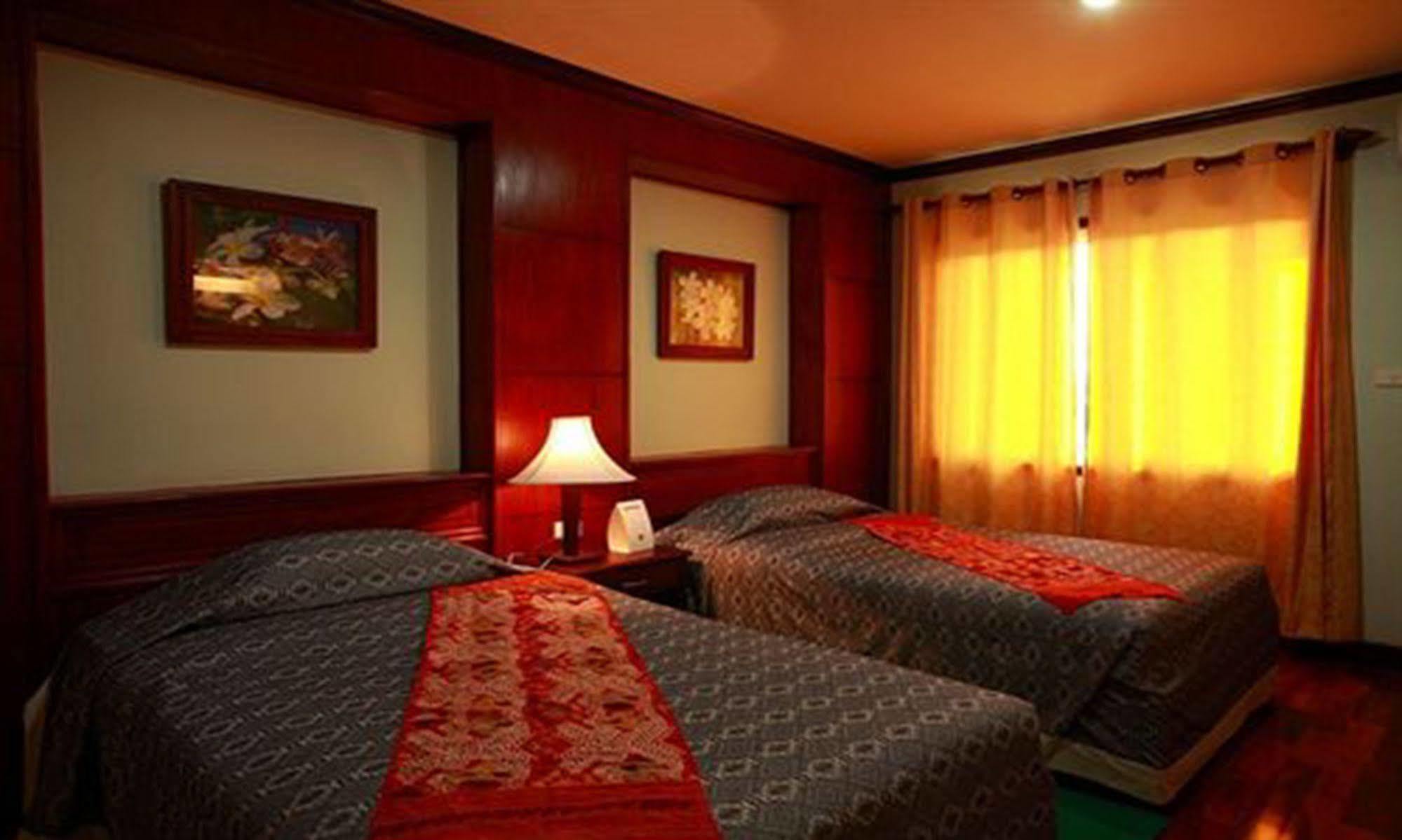Vansana Riverside Hotel Vientiane Exterior photo
